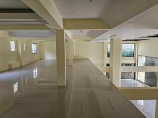 For rent 7 bed retail Space in Mueang Phuket, Phuket