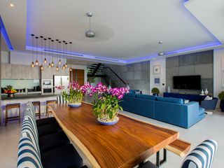 For sale 5 bed villa in Mueang Phuket, Phuket
