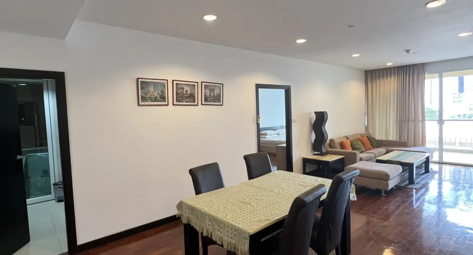 For rent 2 Beds condo in Khlong Toei, Bangkok