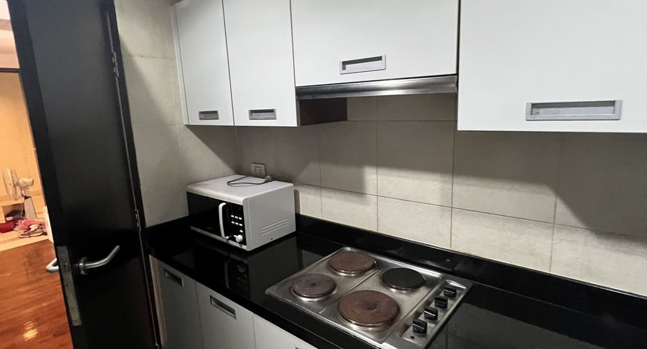 For rent 2 Beds condo in Khlong Toei, Bangkok