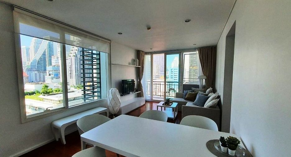 For rent 2 bed condo in Watthana, Bangkok