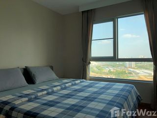 For rent 3 Beds condo in Huai Khwang, Bangkok