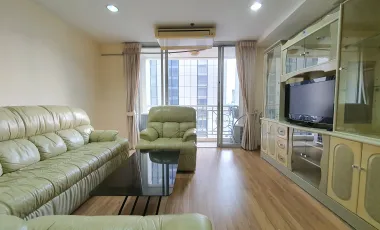 For rent 2 bed condo in Watthana, Bangkok