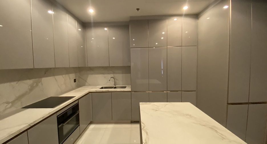 For rent 2 Beds condo in Watthana, Bangkok