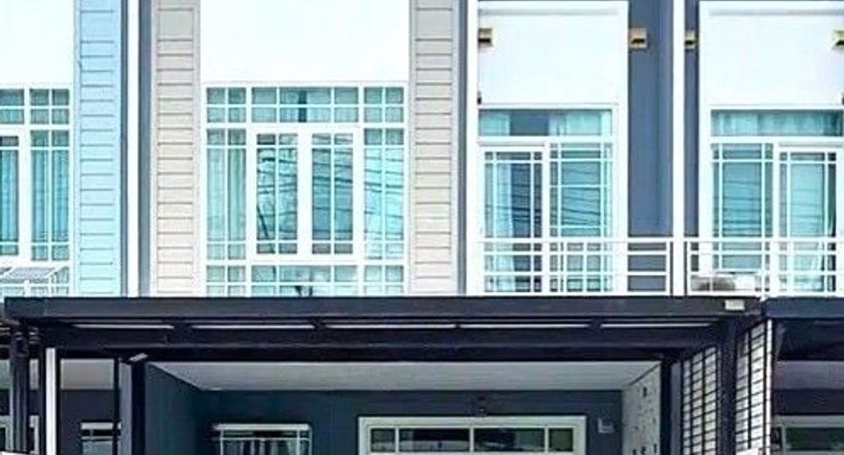 For sale 4 Beds townhouse in Bang Kruai, Nonthaburi