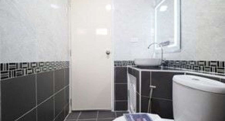 For sale 4 bed house in Lam Luk Ka, Pathum Thani