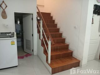 For sale 5 Beds townhouse in Phutthamonthon, Nakhon Pathom