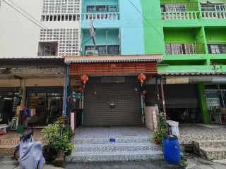 For rent 4 bed townhouse in Sam Phran, Nakhon Pathom