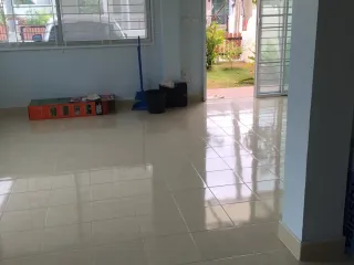 For sale 3 bed townhouse in Mueang Songkhla, Songkhla