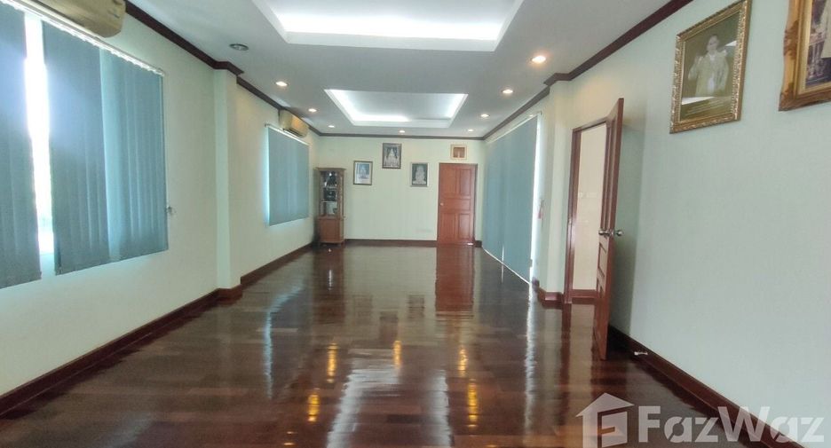 For sale 7 Beds office in Sam Phran, Nakhon Pathom