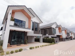For sale 4 Beds house in Mueang Nakhon Sawan, Nakhon Sawan