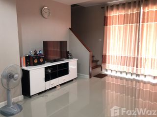 For sale 3 bed townhouse in Mueang Udon Thani, Udon Thani
