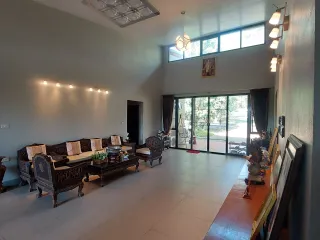 For sale 6 bed house in Mueang Chiang Rai, Chiang Rai