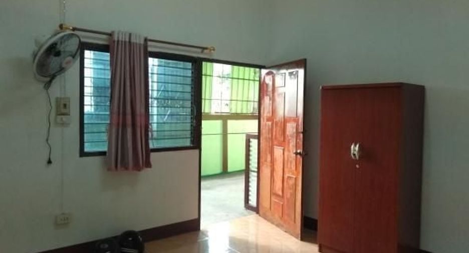 For sale 6 bed house in Kaeng Khro, Chaiyaphum