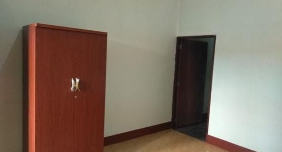 For sale 6 bed house in Kaeng Khro, Chaiyaphum