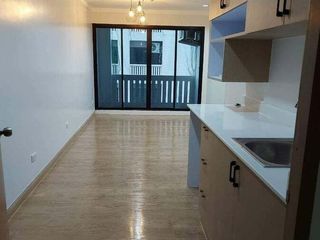 For sale 2 bed condo in Lam Luk Ka, Pathum Thani