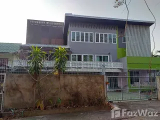 For sale 10 bed house in Mueang Lampang, Lampang