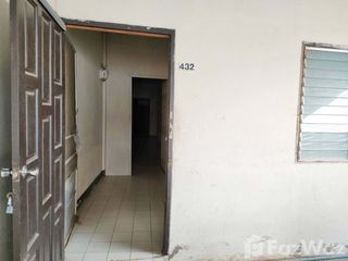 For sale 2 bed townhouse in Mueang Lampang, Lampang