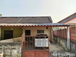 For sale 2 bed townhouse in Mueang Lampang, Lampang