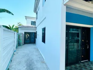 For rent 3 bed townhouse in Sam Phran, Nakhon Pathom