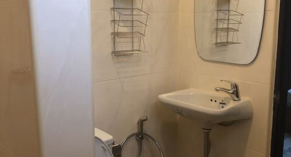 For rent 3 bed house in Mueang Nakhon Ratchasima, Nakhon Ratchasima
