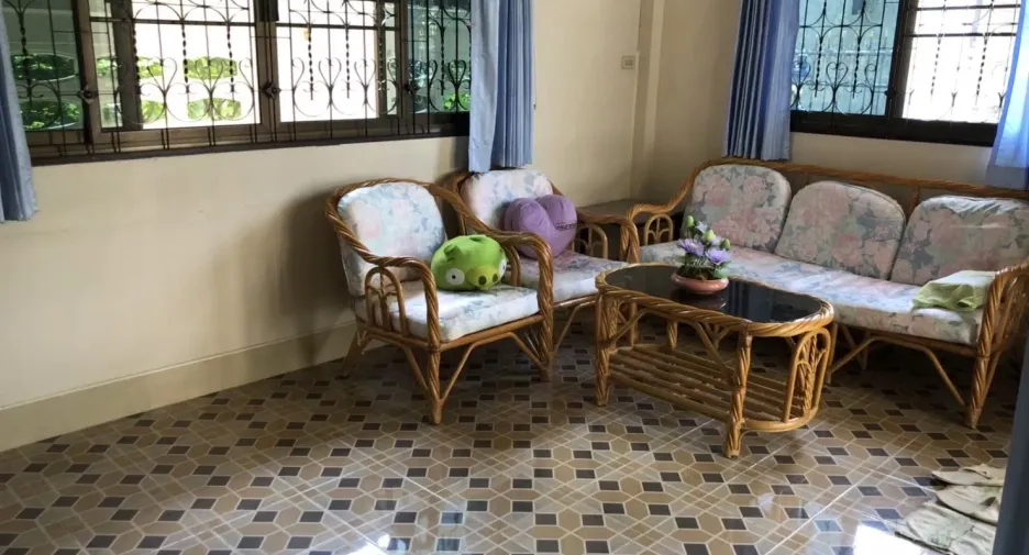 For rent 3 bed house in Mueang Nakhon Ratchasima, Nakhon Ratchasima