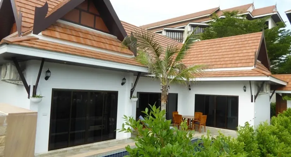 For rent 3 Beds villa in Mueang Rayong, Rayong