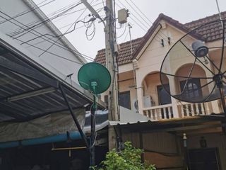 For sale 3 bed townhouse in Mueang Nakhon Pathom, Nakhon Pathom