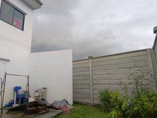 For rent 2 bed townhouse in Mueang Pathum Thani, Pathum Thani