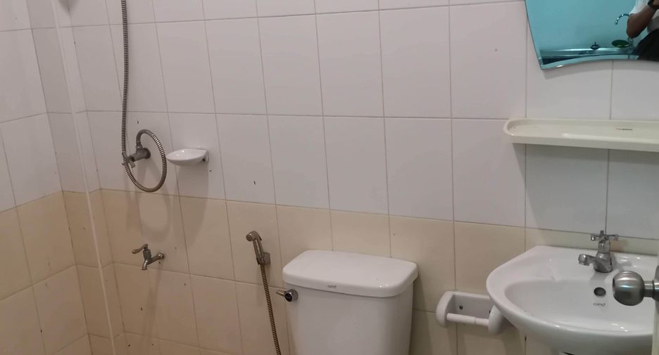 For rent 1 bed townhouse in Mueang Kanchanaburi, Kanchanaburi