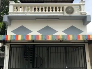 For sale 2 bed townhouse in Mueang Nonthaburi, Nonthaburi
