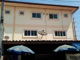 For sale 2 bed townhouse in Chaloem Phra Kiat, Saraburi