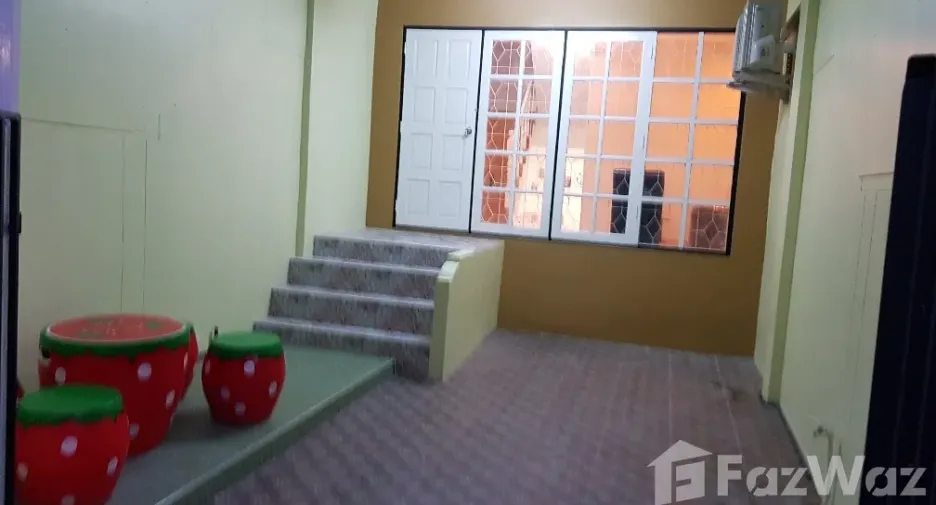 For sale 4 bed townhouse in Mueang Nonthaburi, Nonthaburi