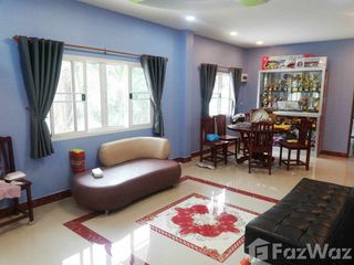 For sale 4 bed house in Sam Phran, Nakhon Pathom