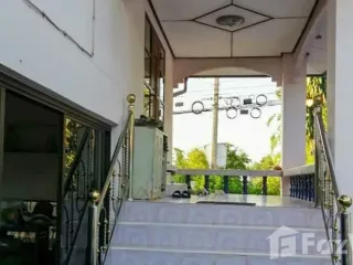 For sale 5 bed house in Mueang Udon Thani, Udon Thani