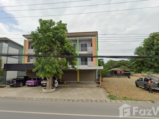 For sale 2 bed townhouse in Mueang Lamphun, Lamphun