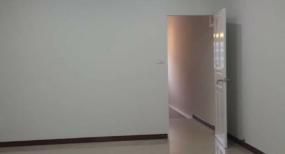 For sale 2 Beds townhouse in Mueang Nonthaburi, Nonthaburi