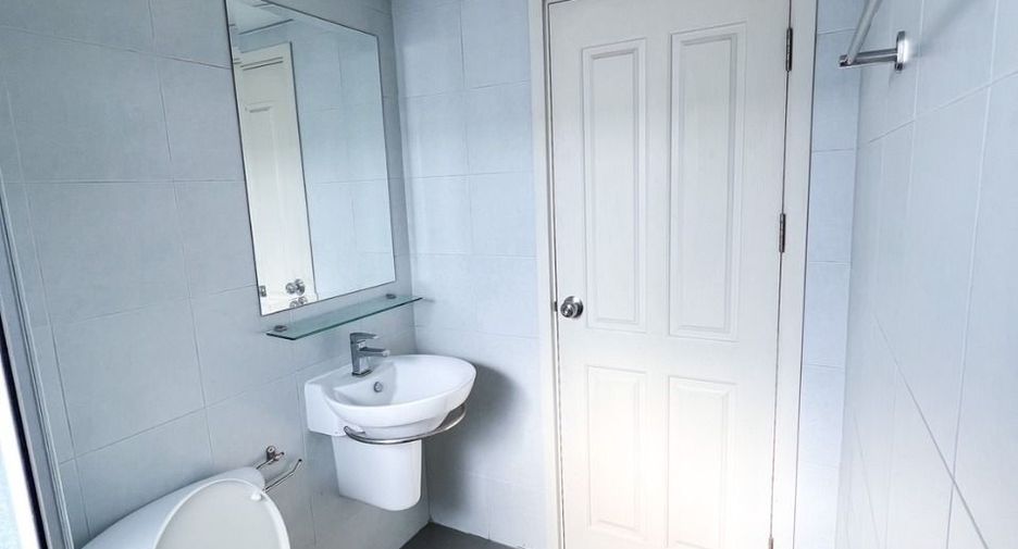 For sale studio condo in Mueang Nonthaburi, Nonthaburi