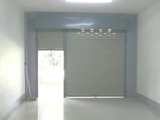 For sale 2 bed townhouse in Phunphin, Surat Thani