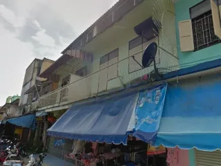 For sale 3 bed townhouse in Mueang Tak, Tak