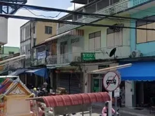 For sale 3 bed townhouse in Mueang Tak, Tak
