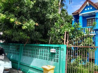 For sale 4 bed townhouse in Mueang Nonthaburi, Nonthaburi