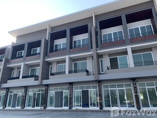 For sale 4 Beds townhouse in Mueang Nakhon Ratchasima, Nakhon Ratchasima
