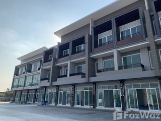 For sale 4 Beds townhouse in Mueang Nakhon Ratchasima, Nakhon Ratchasima