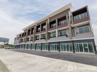For sale 4 Beds townhouse in Mueang Nakhon Ratchasima, Nakhon Ratchasima