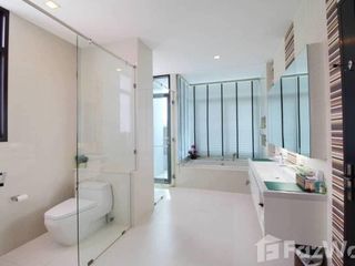 For sale 4 Beds house in Mueang Samut Sakhon, Samut Sakhon