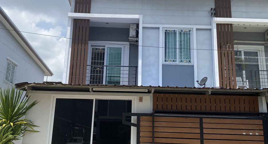 For sale 3 Beds townhouse in Mueang Nakhon Pathom, Nakhon Pathom