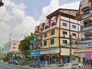 For sale 8 bed townhouse in Mueang Phitsanulok, Phitsanulok
