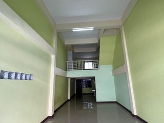 For sale 2 bed townhouse in Mueang Kamphaeng Phet, Kamphaeng Phet