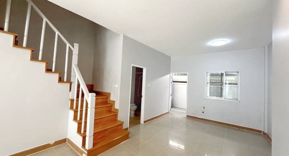 For sale 2 Beds townhouse in Mueang Nonthaburi, Nonthaburi